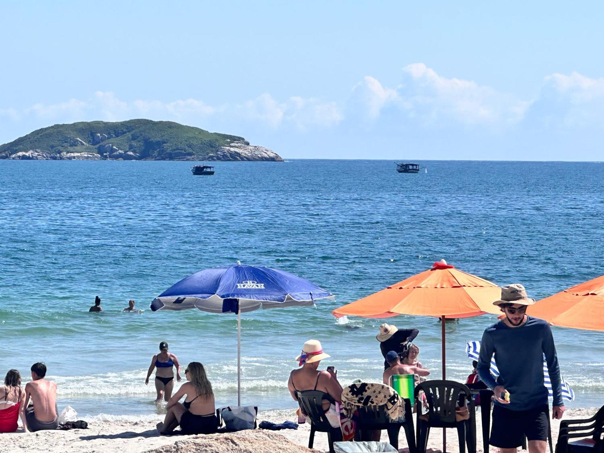 Vista Mar Montanha Dunas Churrasqueira Piscina Familia ฟลอเรียนอโปลิส ภายนอก รูปภาพ